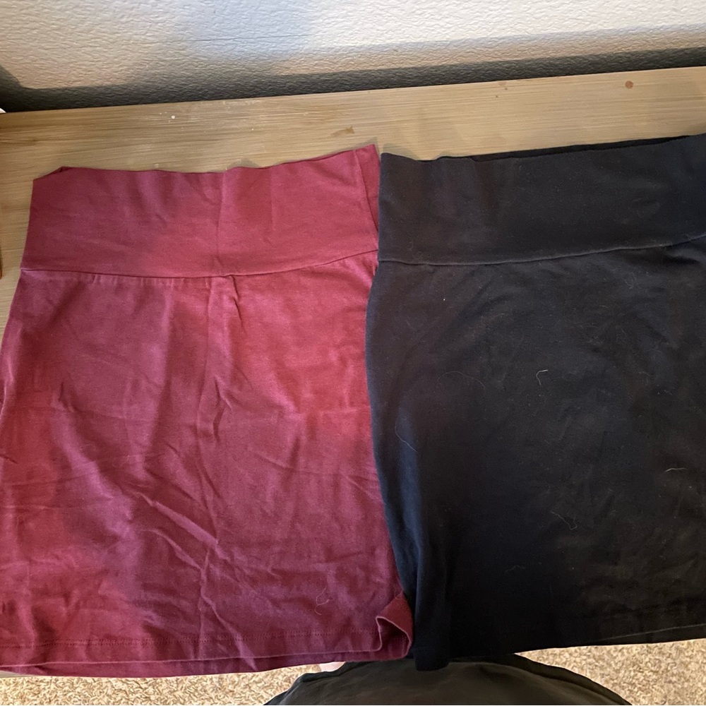 Size M Body Con Skirts Black and Burgundy